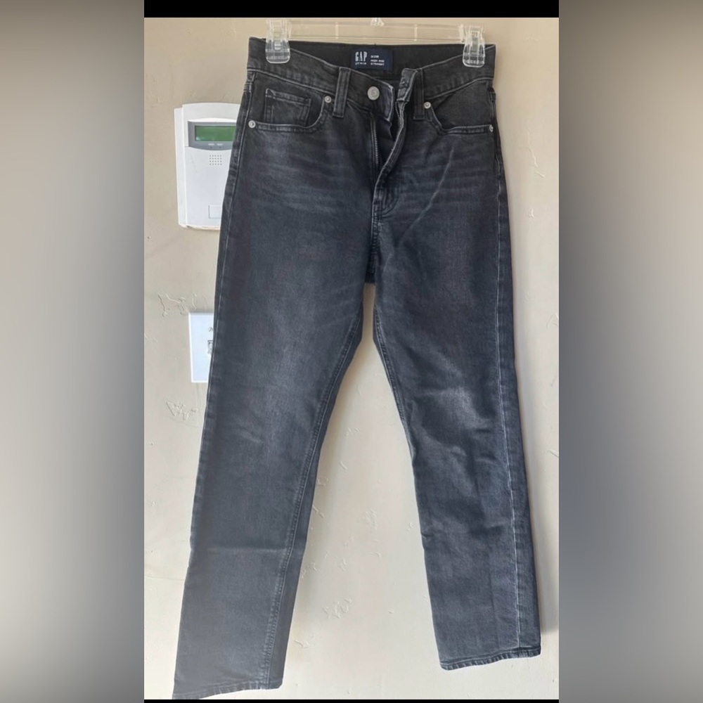 GAP Men's Charcoal Straight Jeans